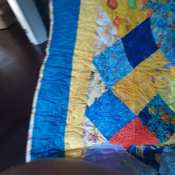 Colorful Handmade Patchwork Quilt - Picture 4 of 9